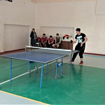 Соревнования по настольному теннису среди студентов.